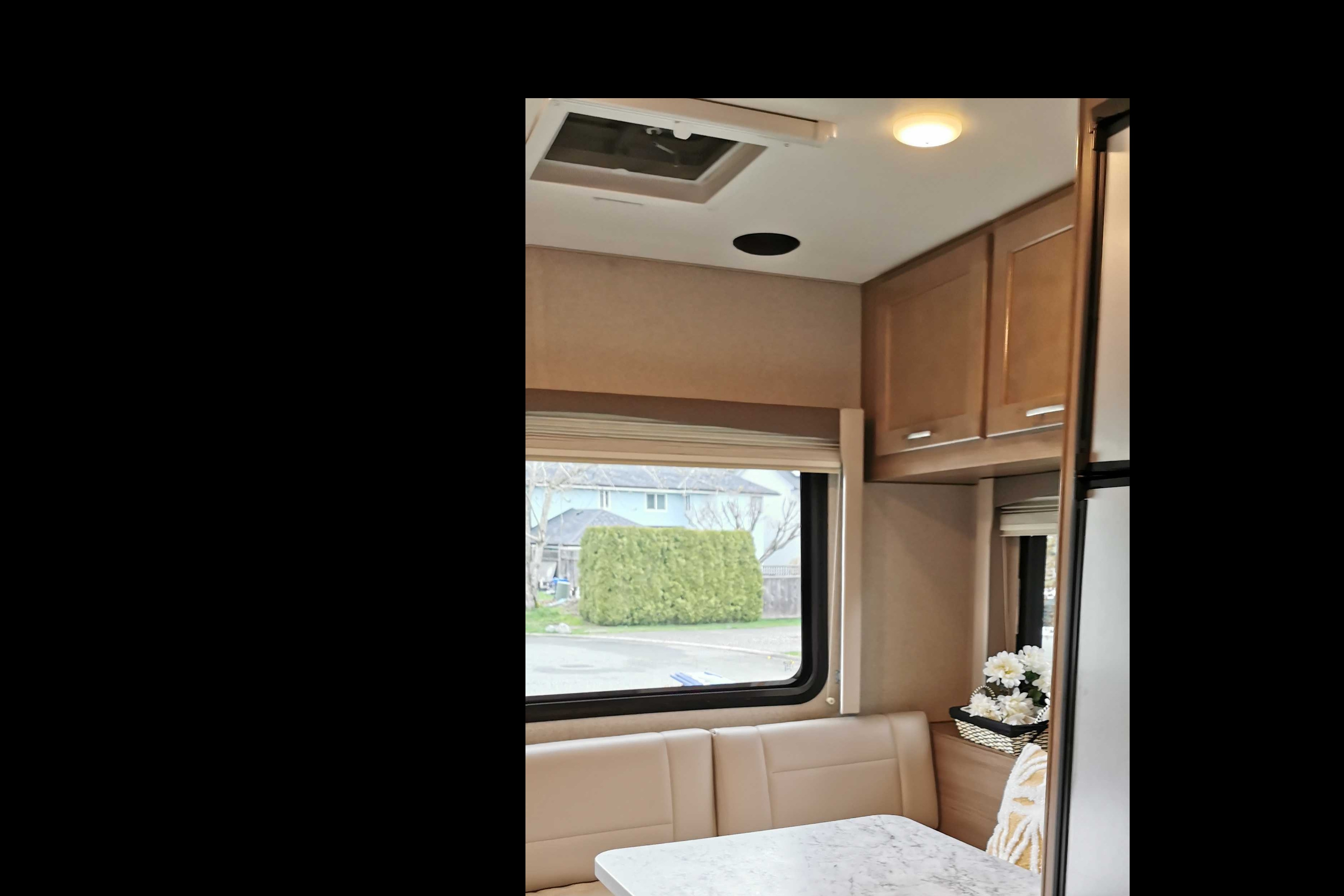 Emma's 2021 Ford 19ft motorhome