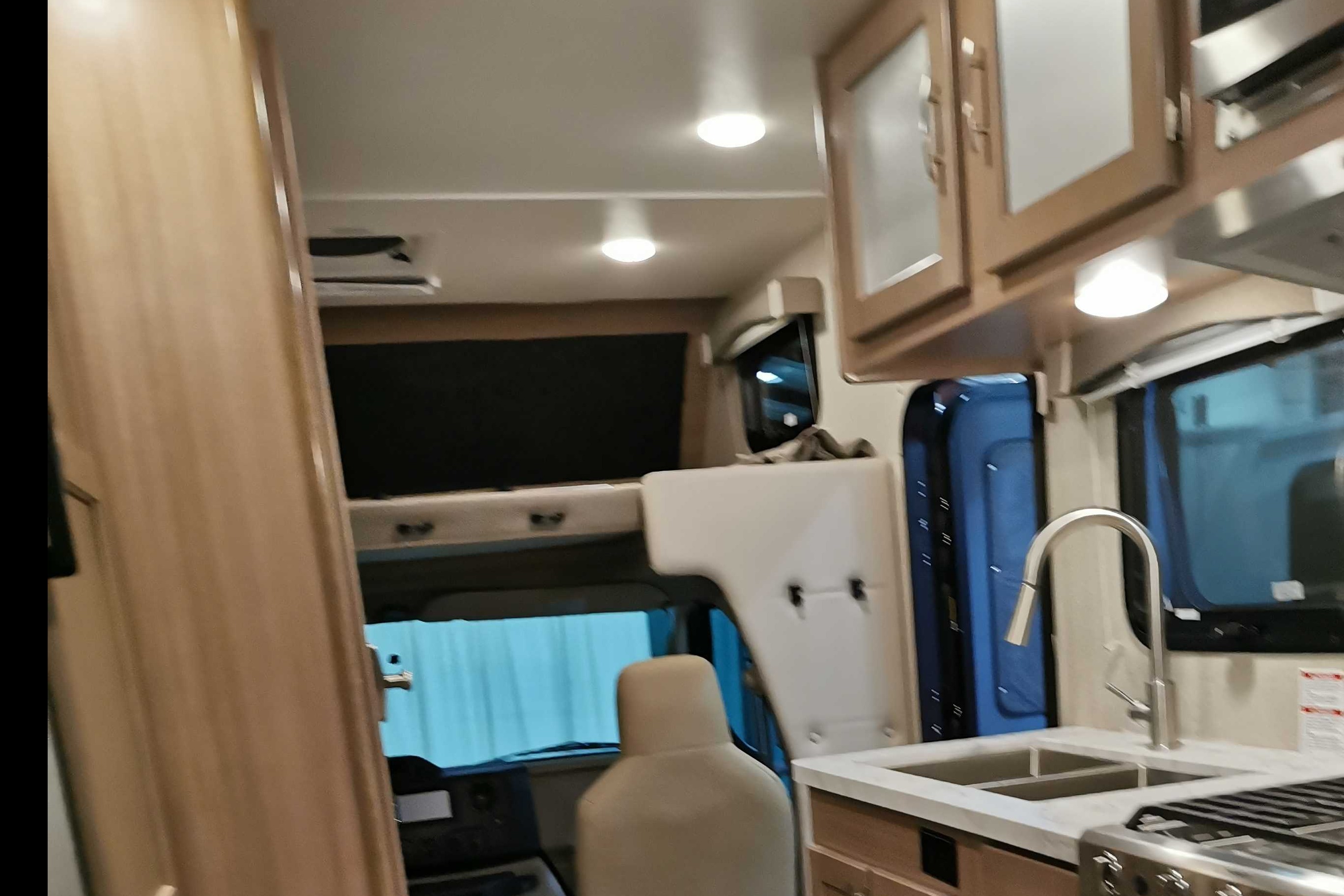 Emma's 2021 Ford 19ft motorhome