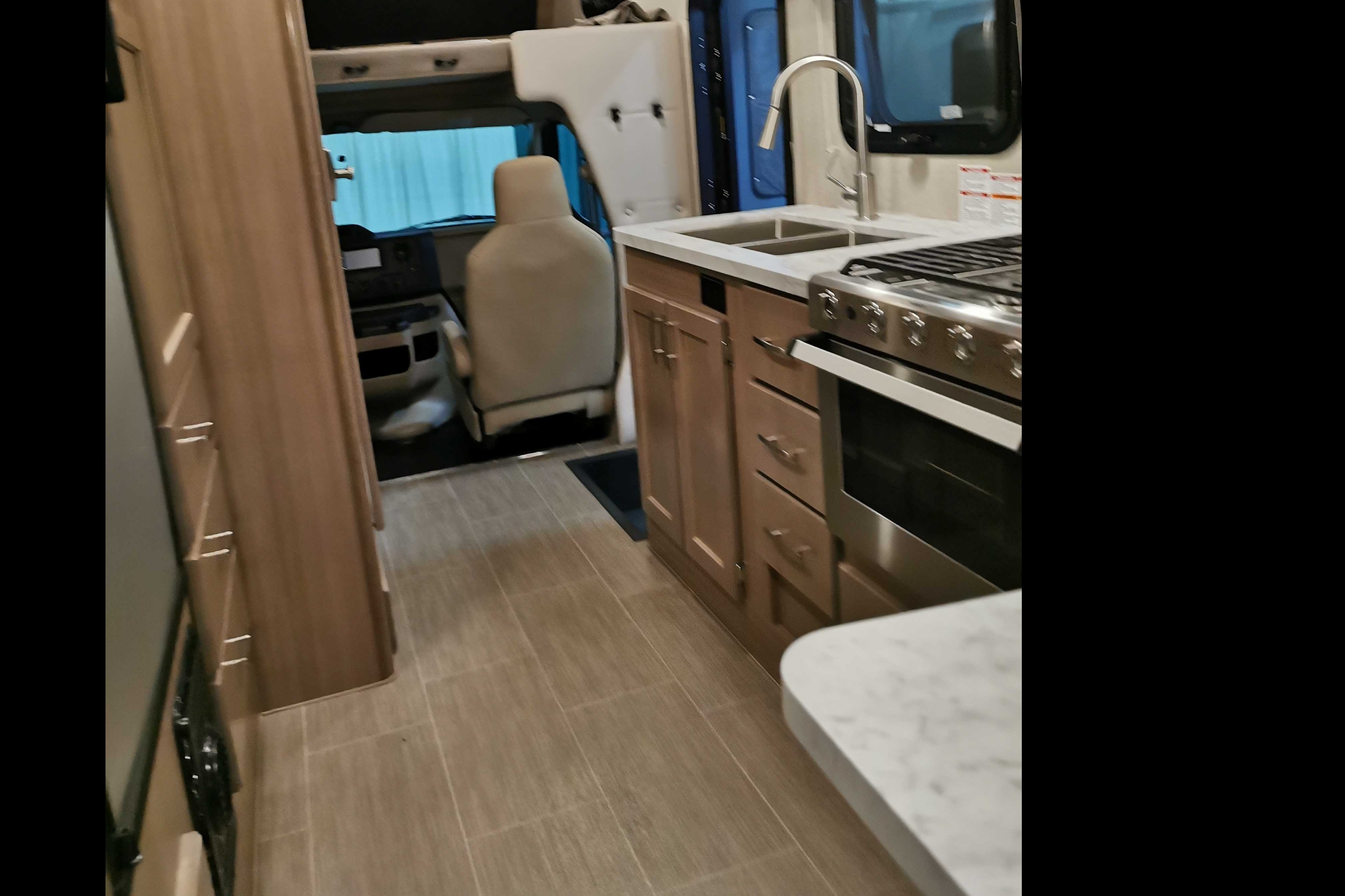 Emma's 2021 Ford 19ft motorhome