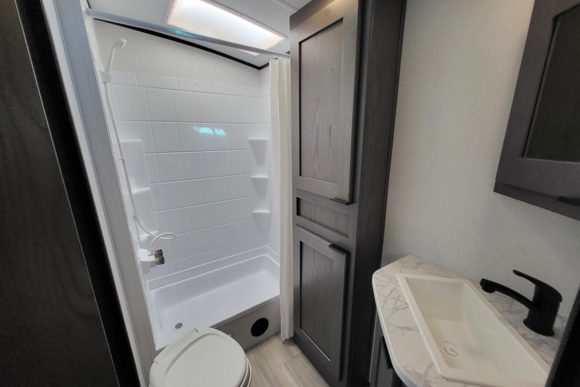2022 cruiser rv mpg ultra lite