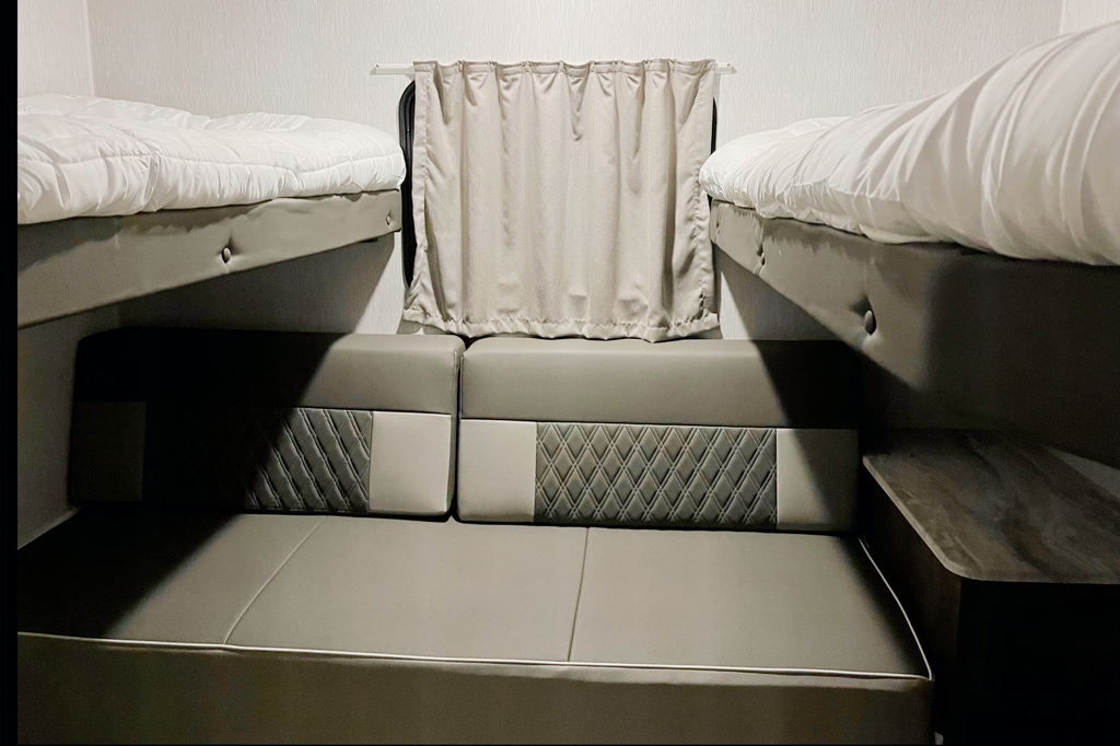 Joe And Carol's 33' Forest River Family Travel Trailer sleeps 8