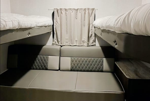 Joe And Carol's 33' Forest River Family Travel Trailer sleeps 8