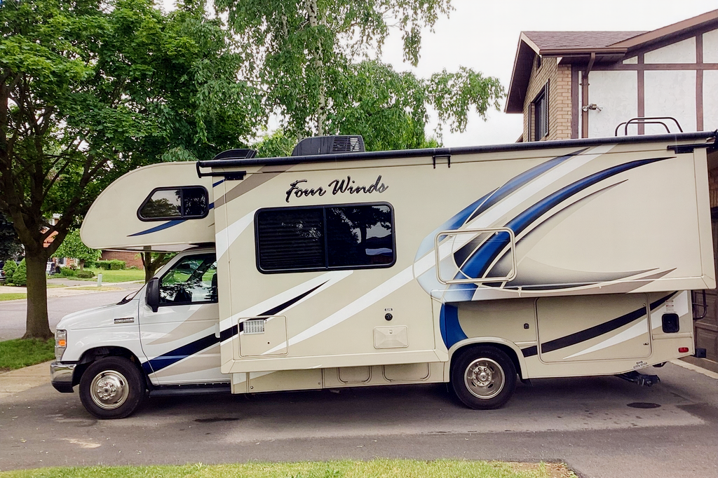 Mama D’s RVs (2)