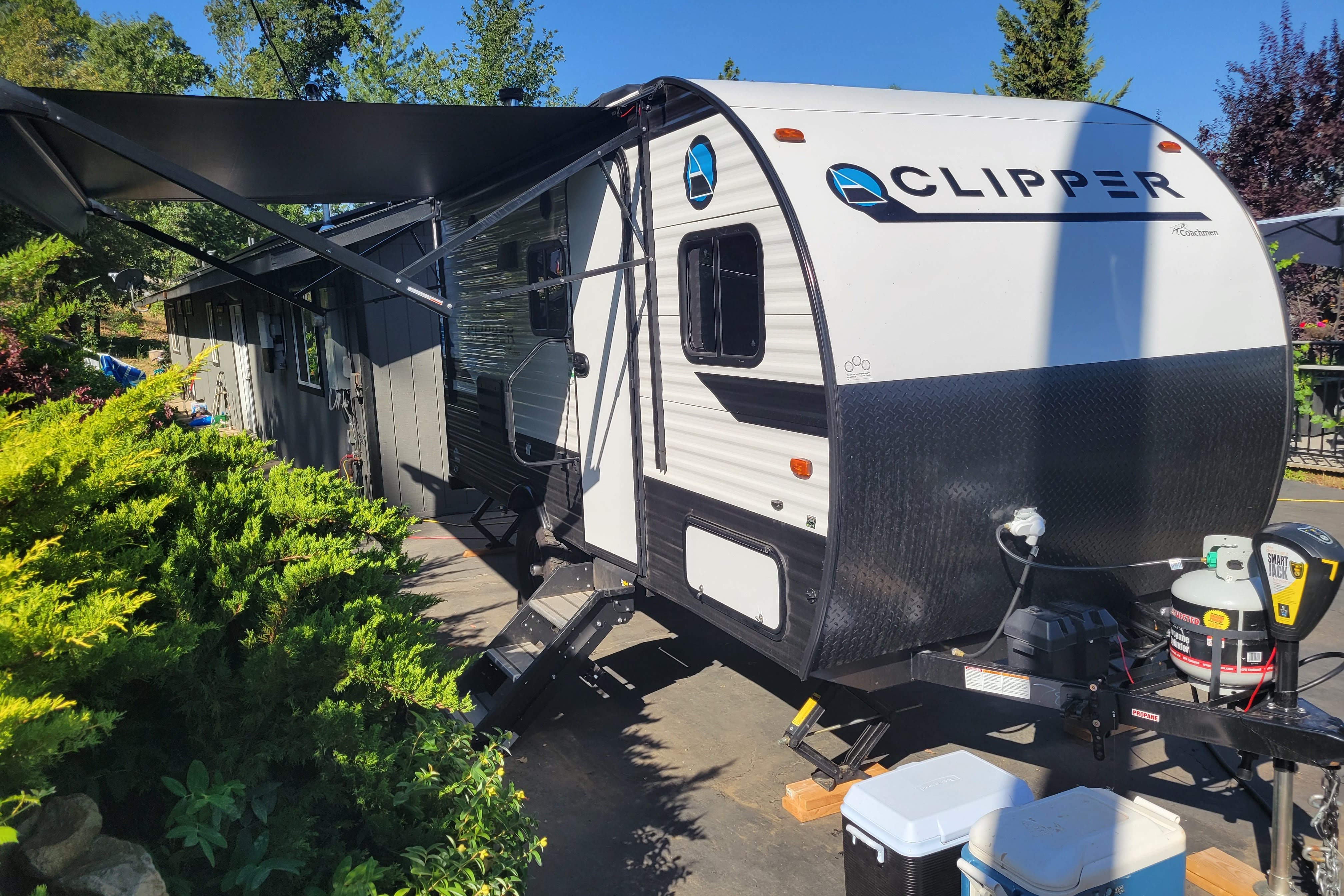 Coachmen Clipper 17BH Travel Trailer