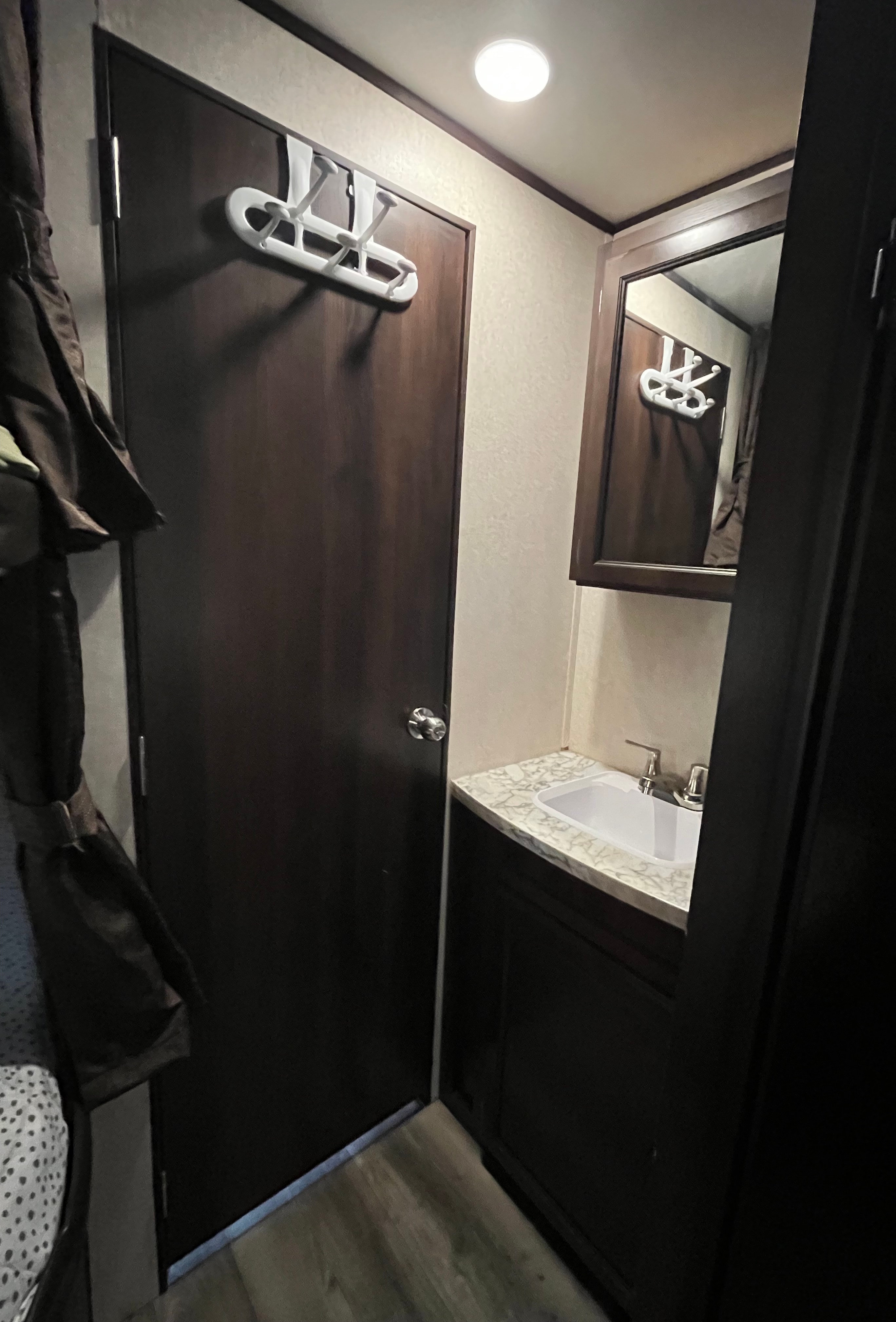 Jason's Jayco 28ft Rocky Mountain Travel Trailer
