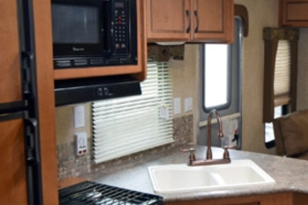 scott's Palomino anniversary puma 30fbss Travel Trailer