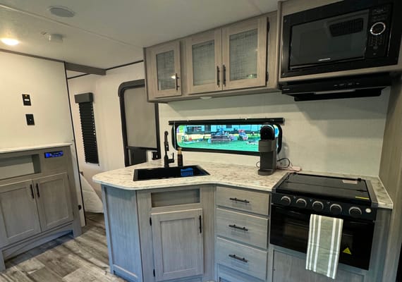 Brand New, Family Friendly Coleman Camper