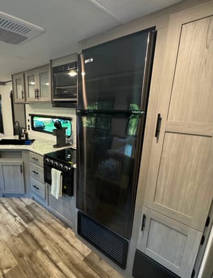 Brand New, Family Friendly Coleman Camper