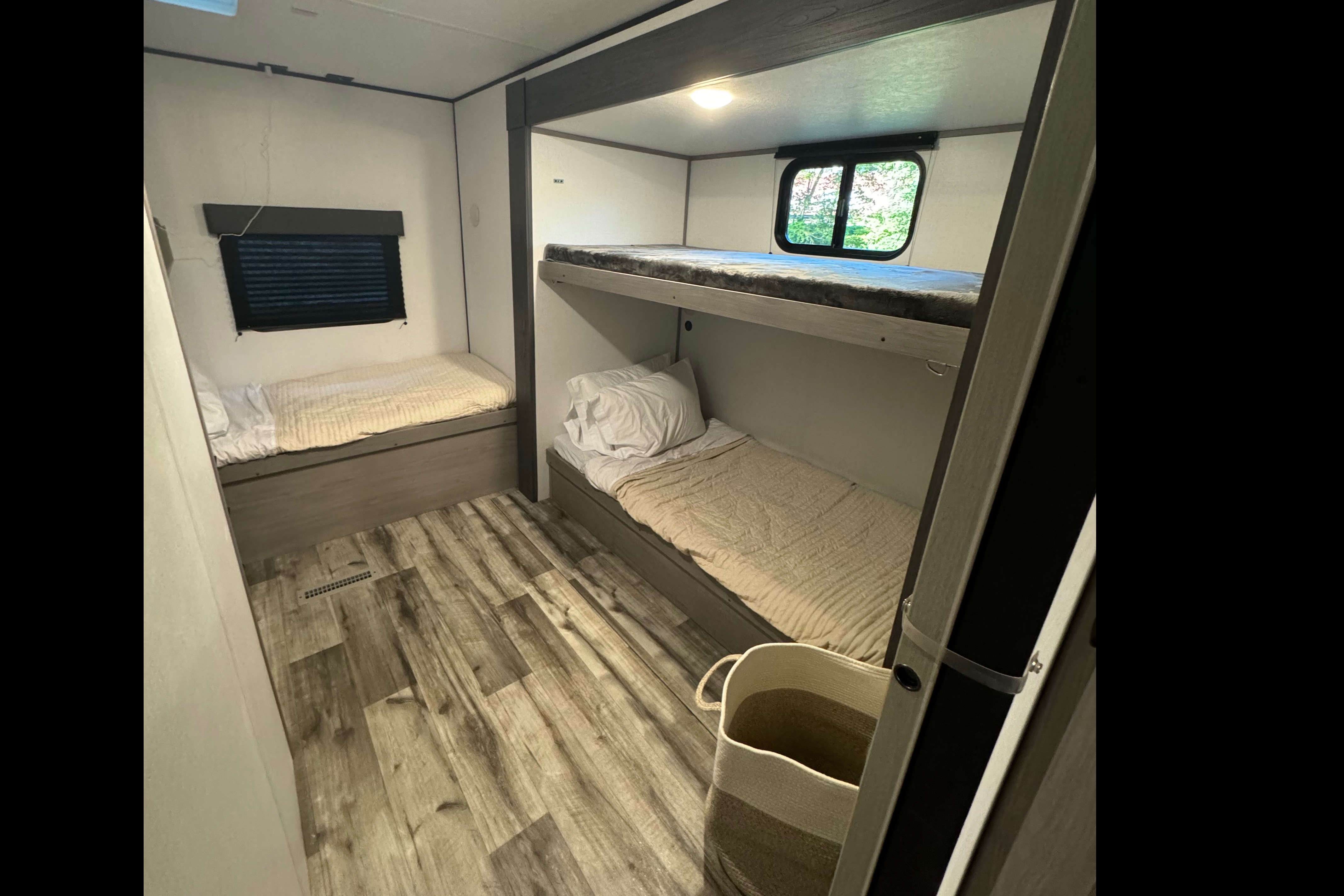 Brand New, Family Friendly Coleman Camper