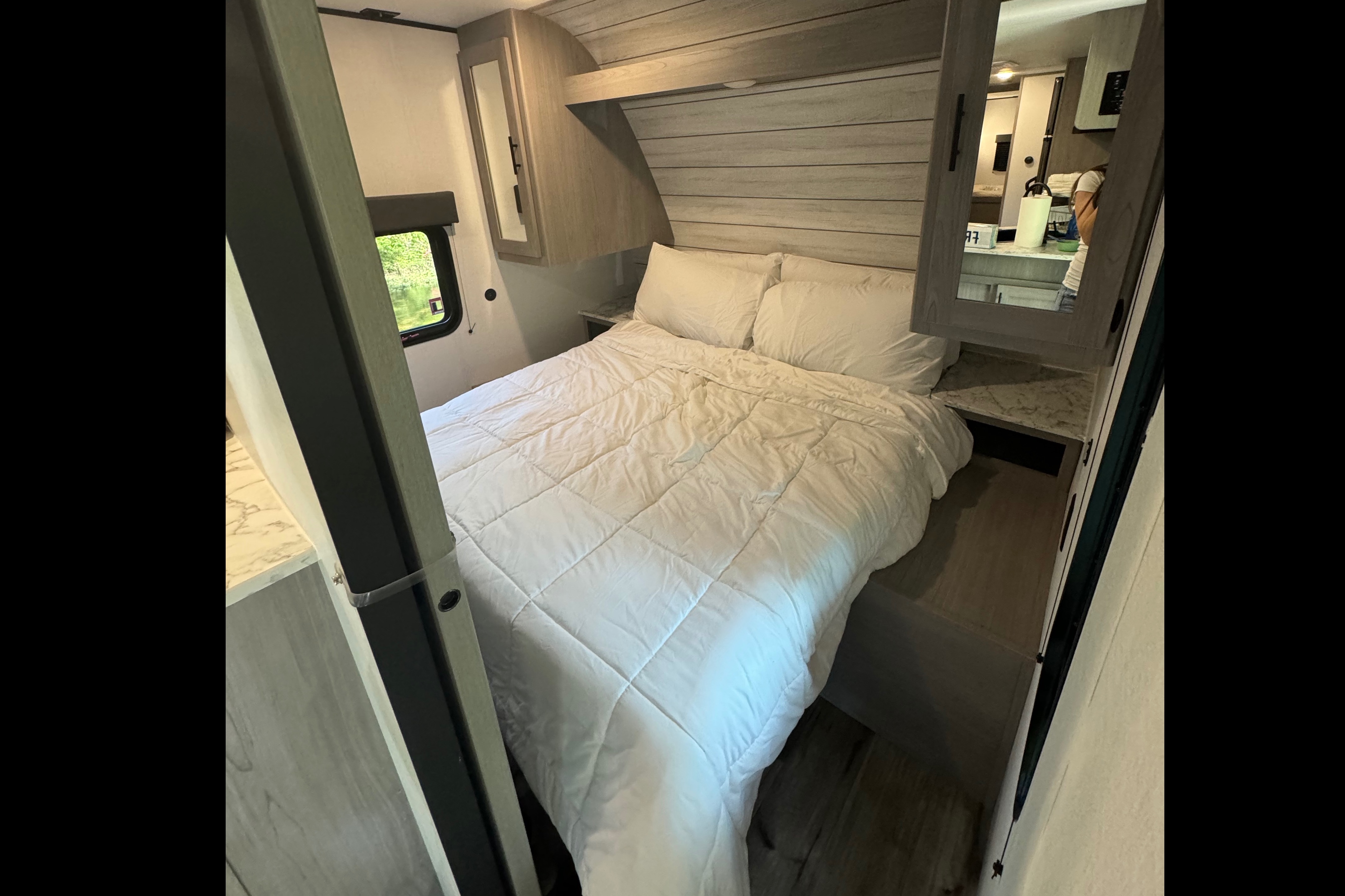 Brand New, Family Friendly Coleman Camper