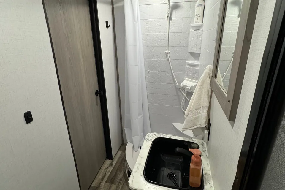 Brand New, Family Friendly Coleman Camper