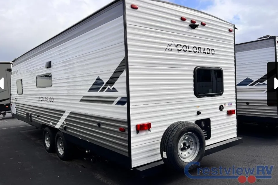 Brand new Dutchmen Colorado 2024 24 bhc Travel Trailer