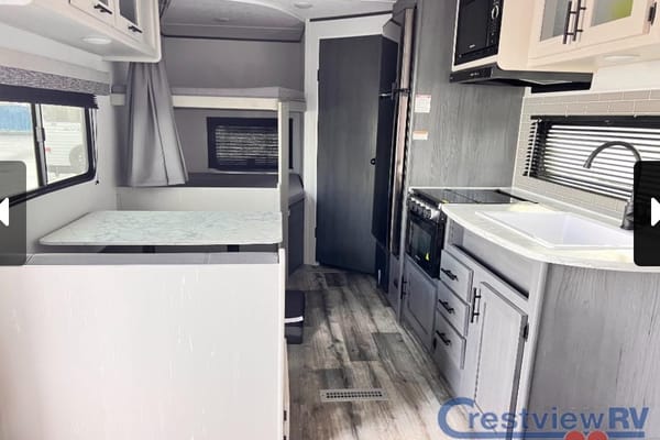 Brand new Dutchmen Colorado 2024 24 bhc Travel Trailer