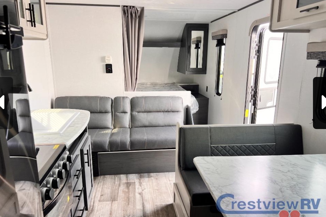 Brand new Dutchmen Colorado 2024 24 bhc Travel Trailer