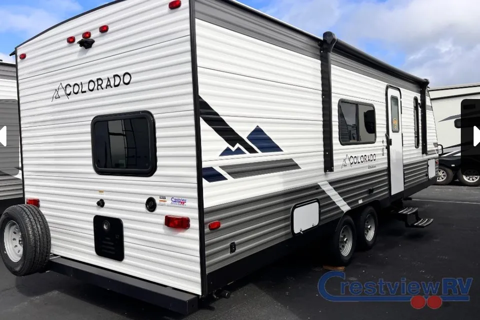 Brand new Dutchmen Colorado 2024 24 bhc Travel Trailer