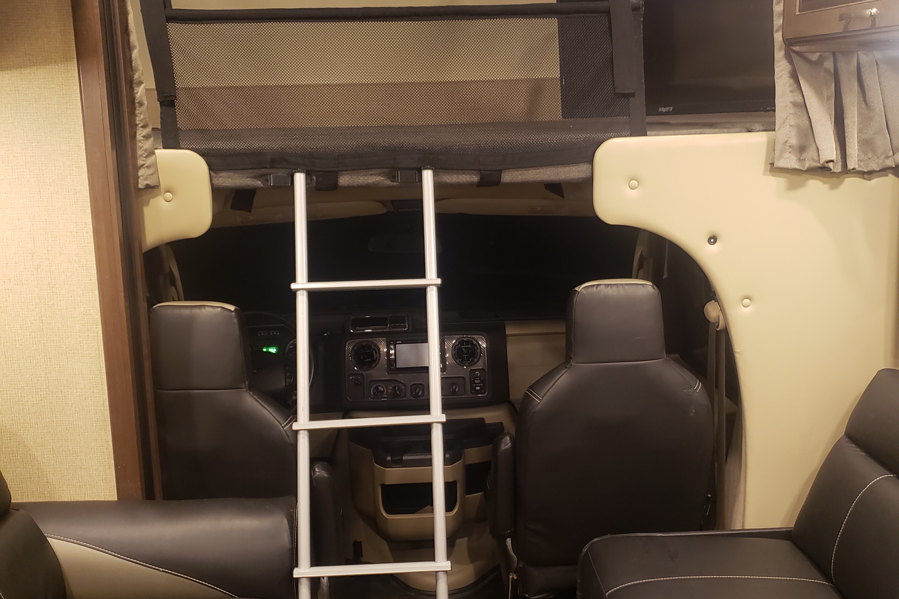 Jackson's Family Vacations Class C Motor Home