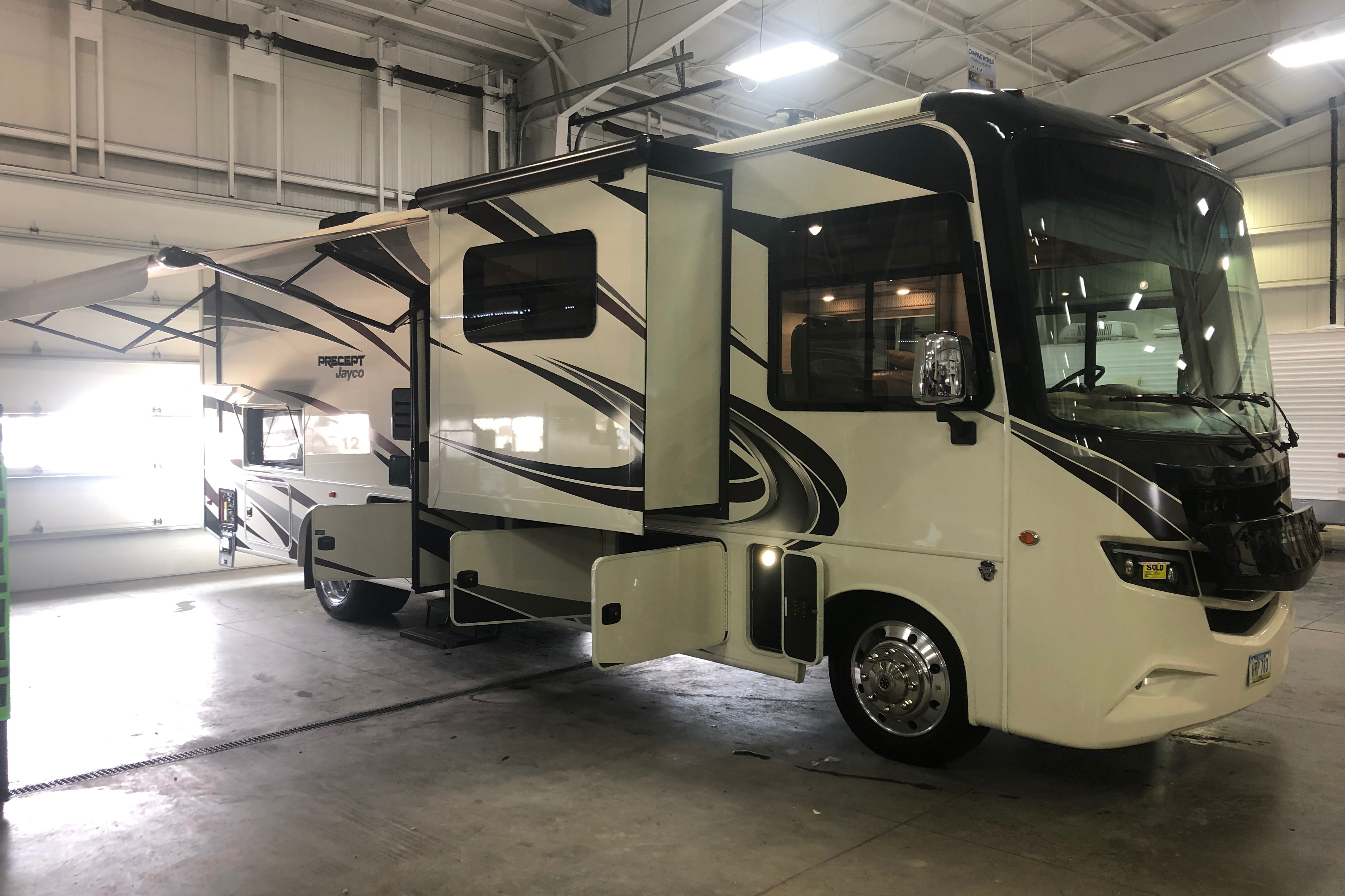 Danny's Jayco Precept 31ul Class A