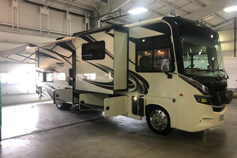 Danny's Jayco Precept 31ul Class A