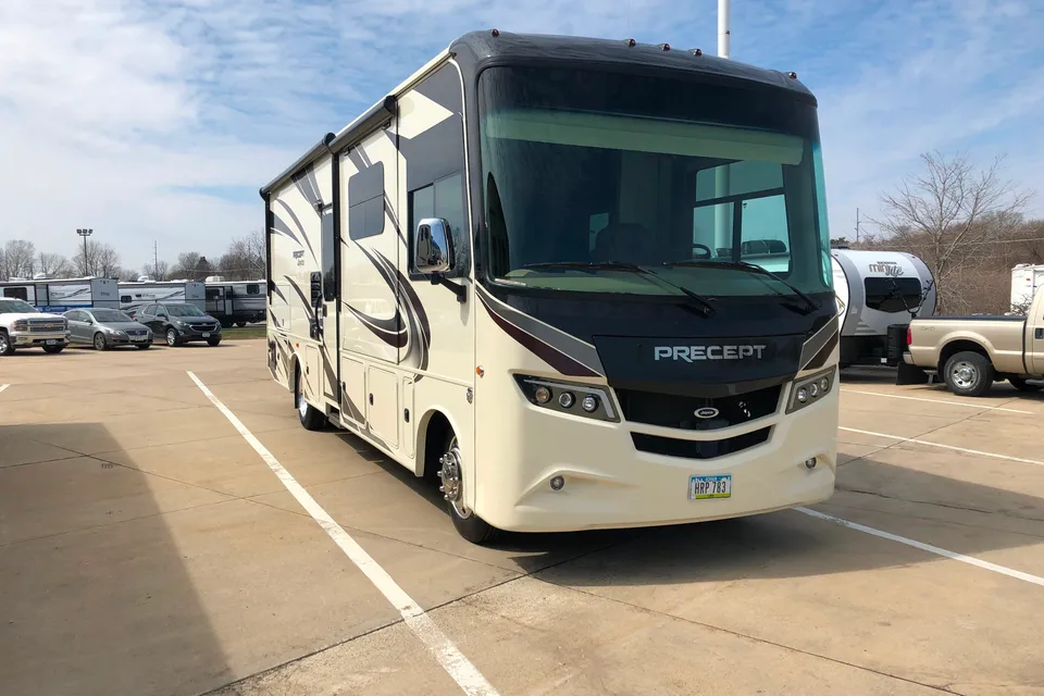 Danny's Jayco Precept 31ul Class A