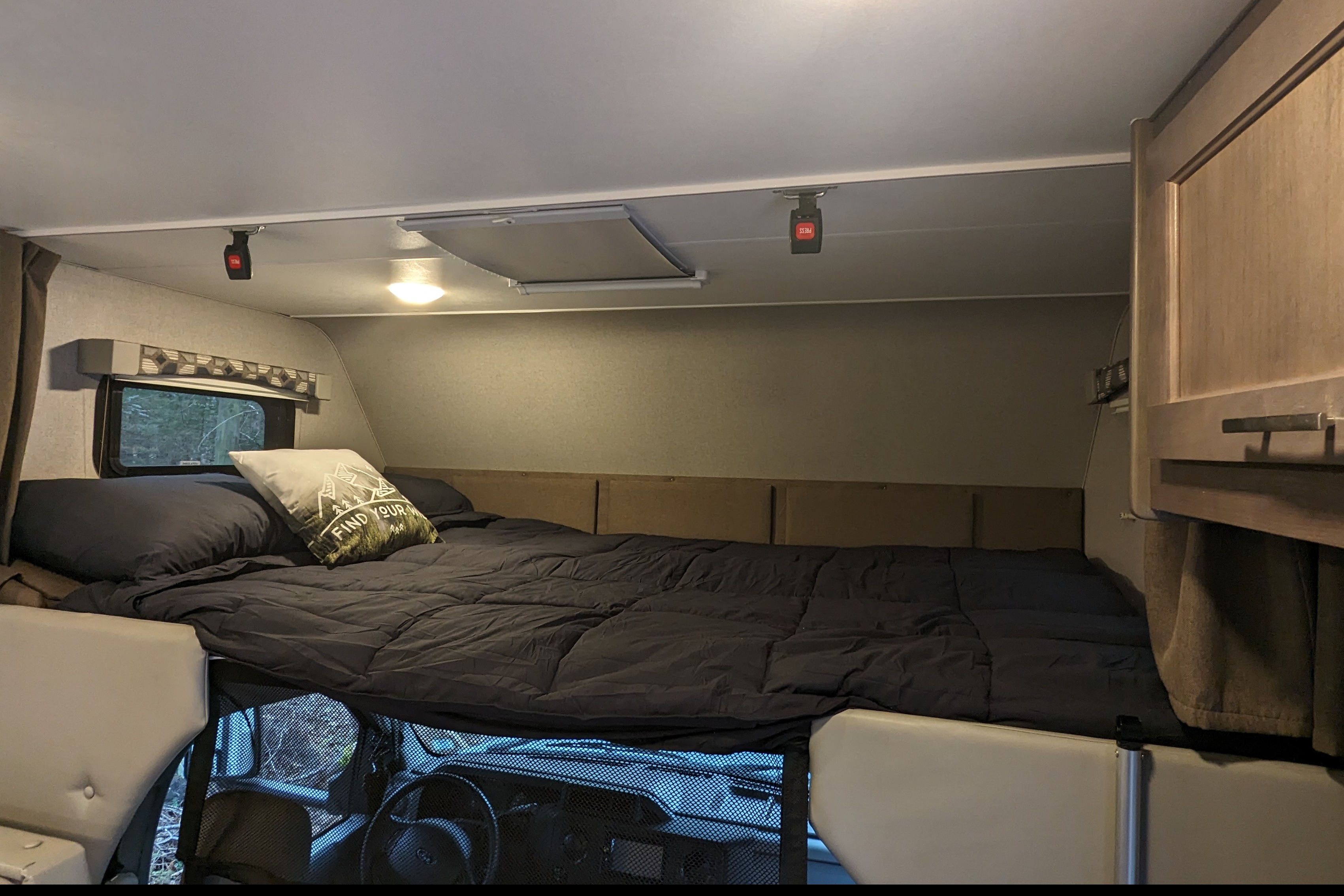 Harvey the RV (2020 24 Foot Adventurer)