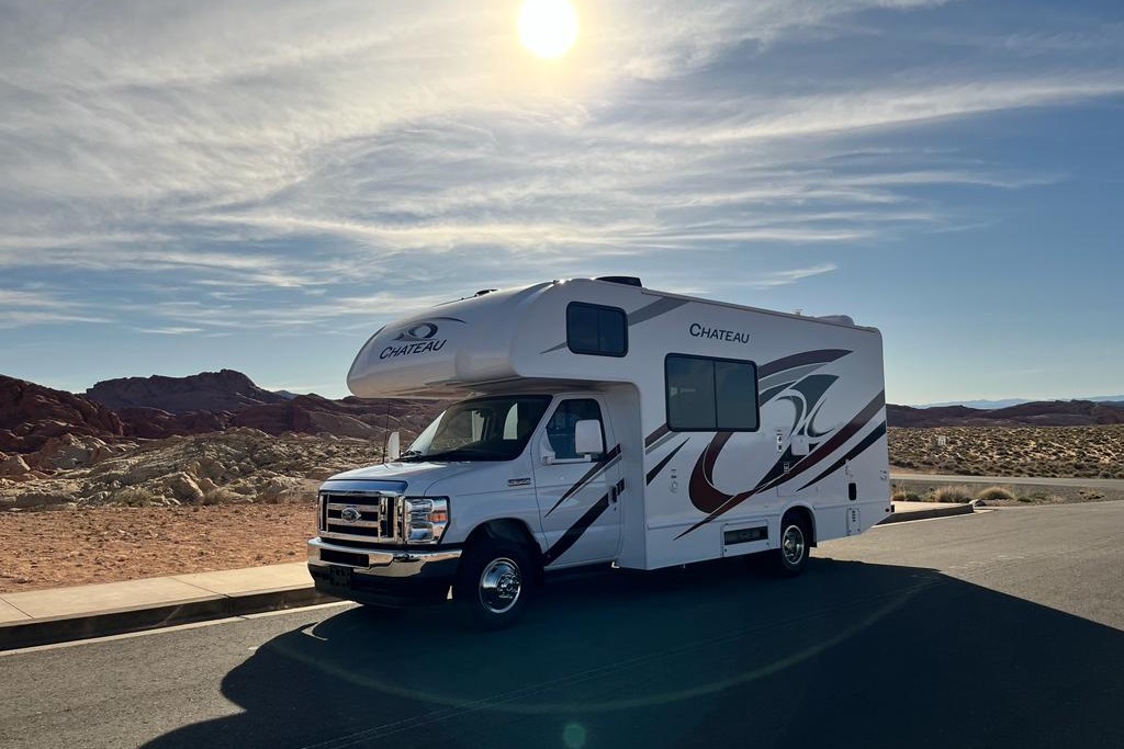Brand-new 2024 Thor Chateau Class C 24 ft. - FREE PRIVATE SHUTTLE - Mathilda - 
