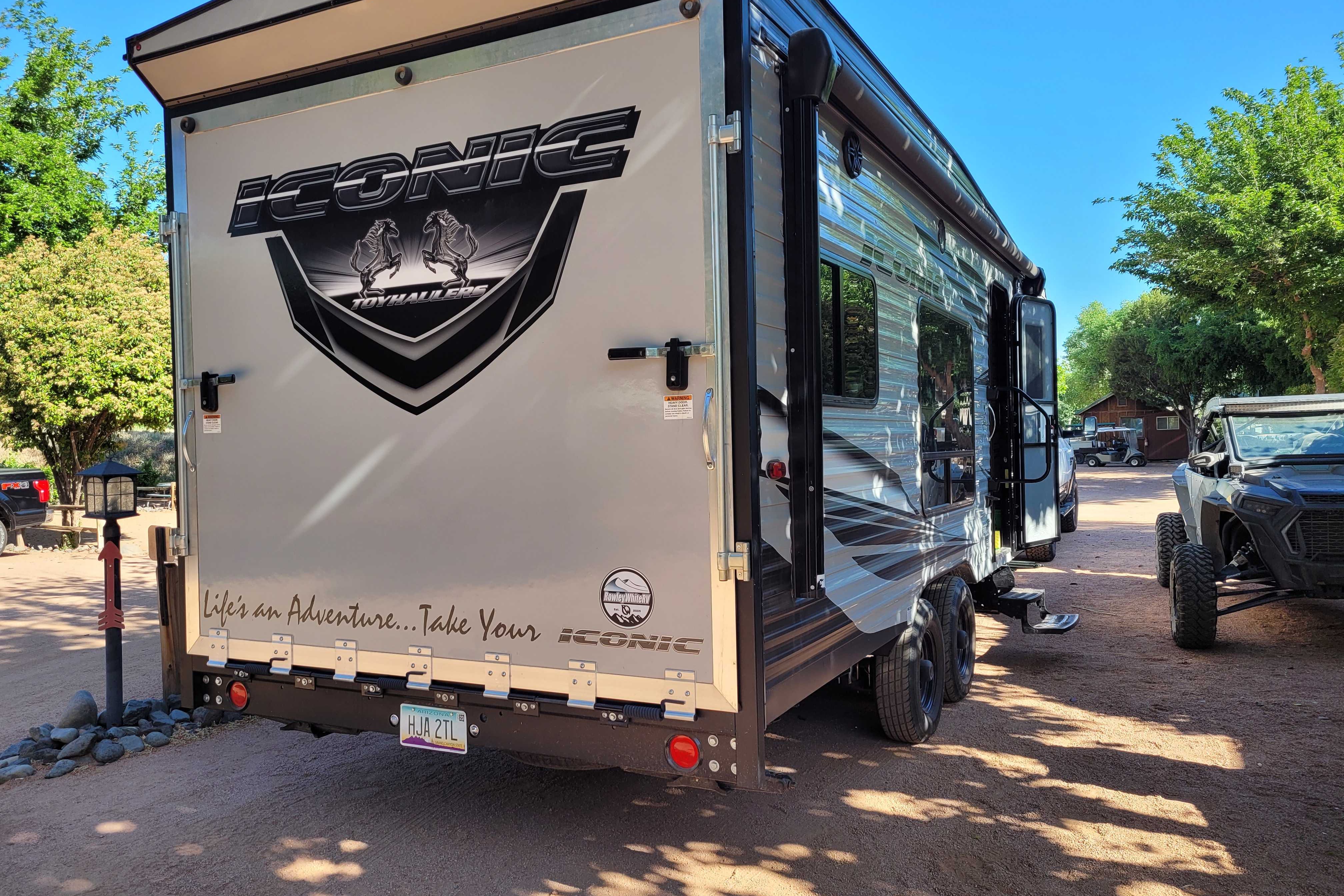 Fits Canams! 2023 Eclipse Iconic Toyhauler 