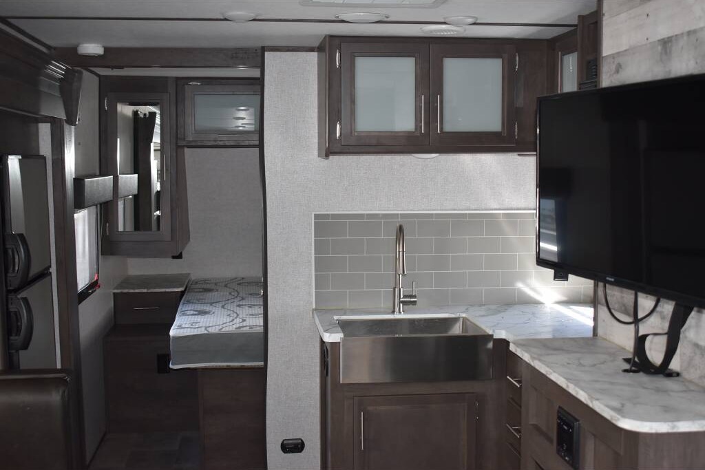 Nick's Coleman Coleman light Travel Trailer