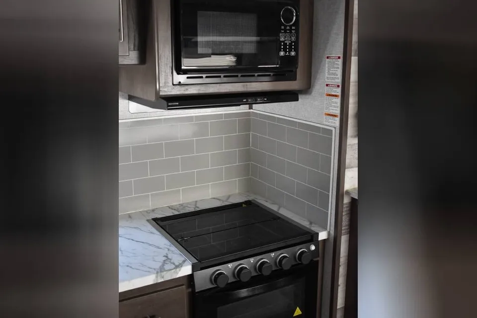 Nick's Coleman Coleman light Travel Trailer