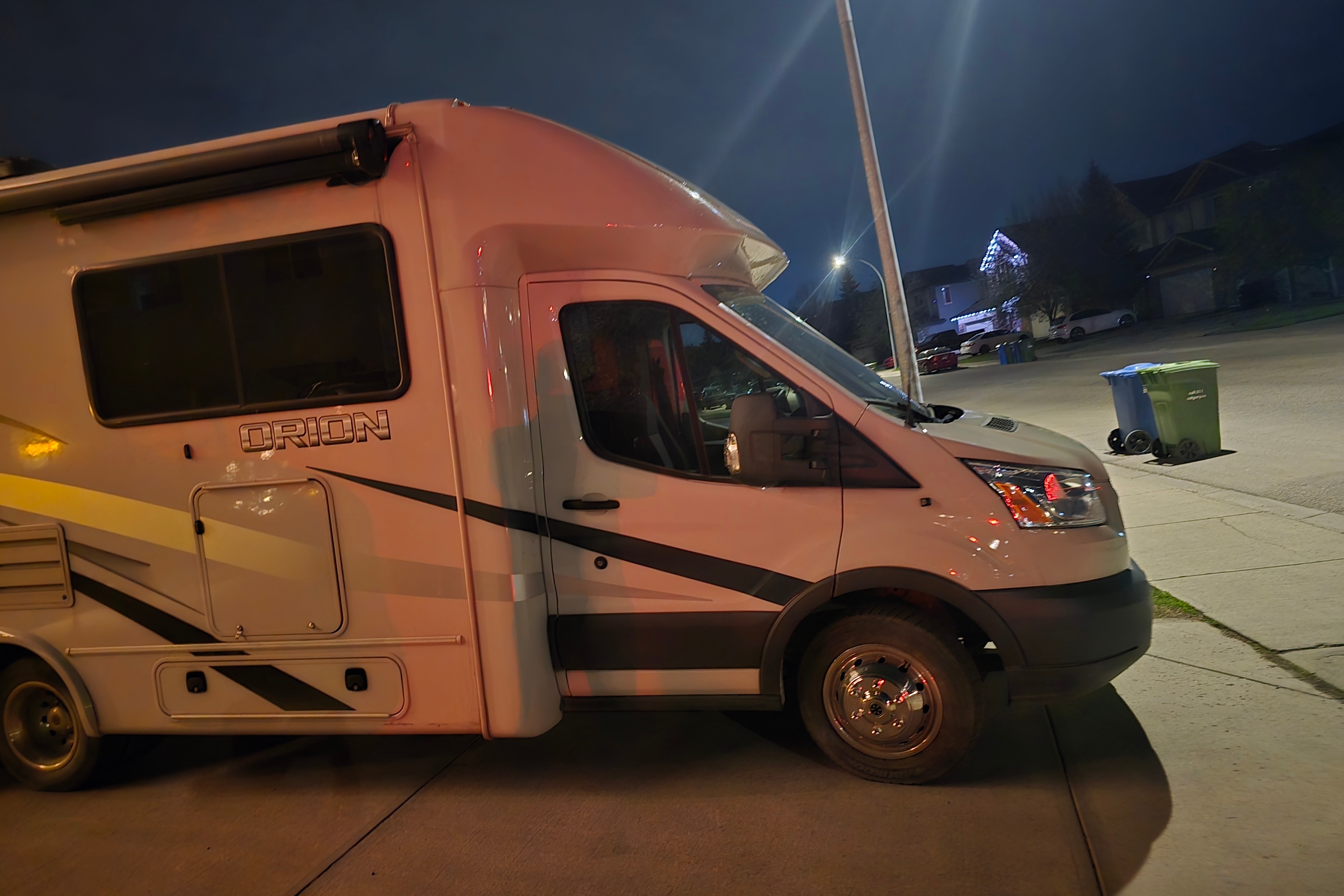 Krish's 2016 FORD TRANSIT T-350 HD 2016 FORD TRANSIT T-350 HD Class C