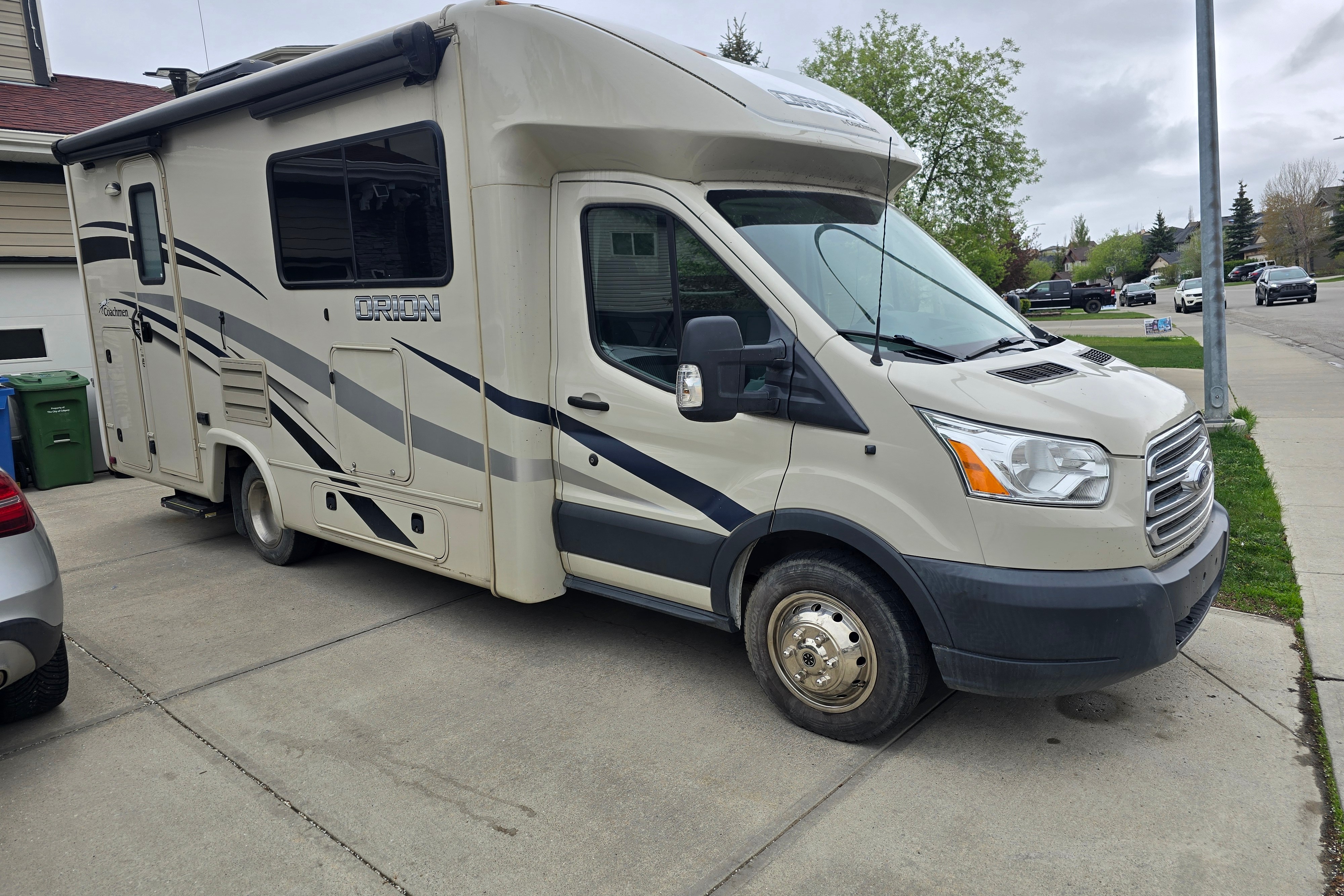 Krish's 2016 FORD TRANSIT T-350 HD 2016 FORD TRANSIT T-350 HD Class C