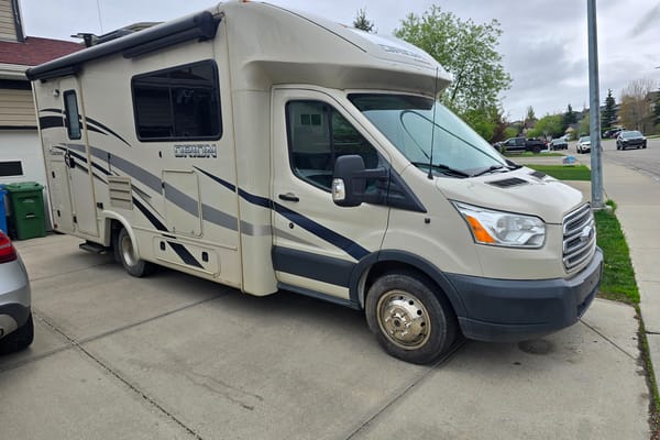 Krish's 2016 FORD TRANSIT T-350 HD 2016 FORD TRANSIT T-350 HD Class C