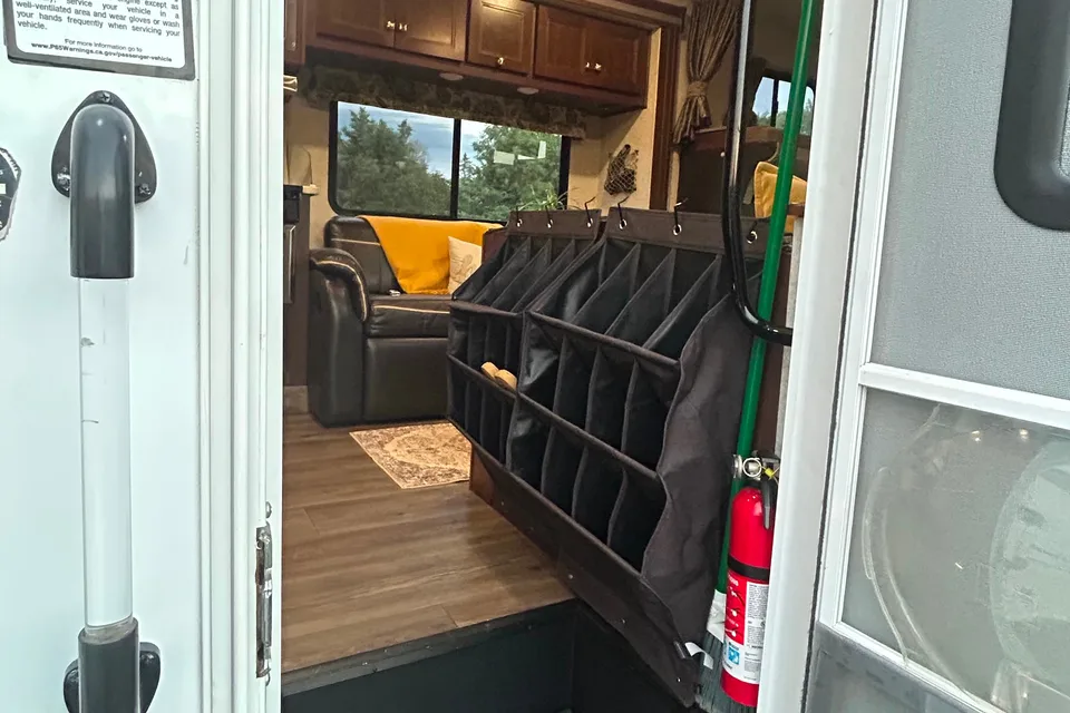 "Neverland" A family Friendly Bunkhouse!