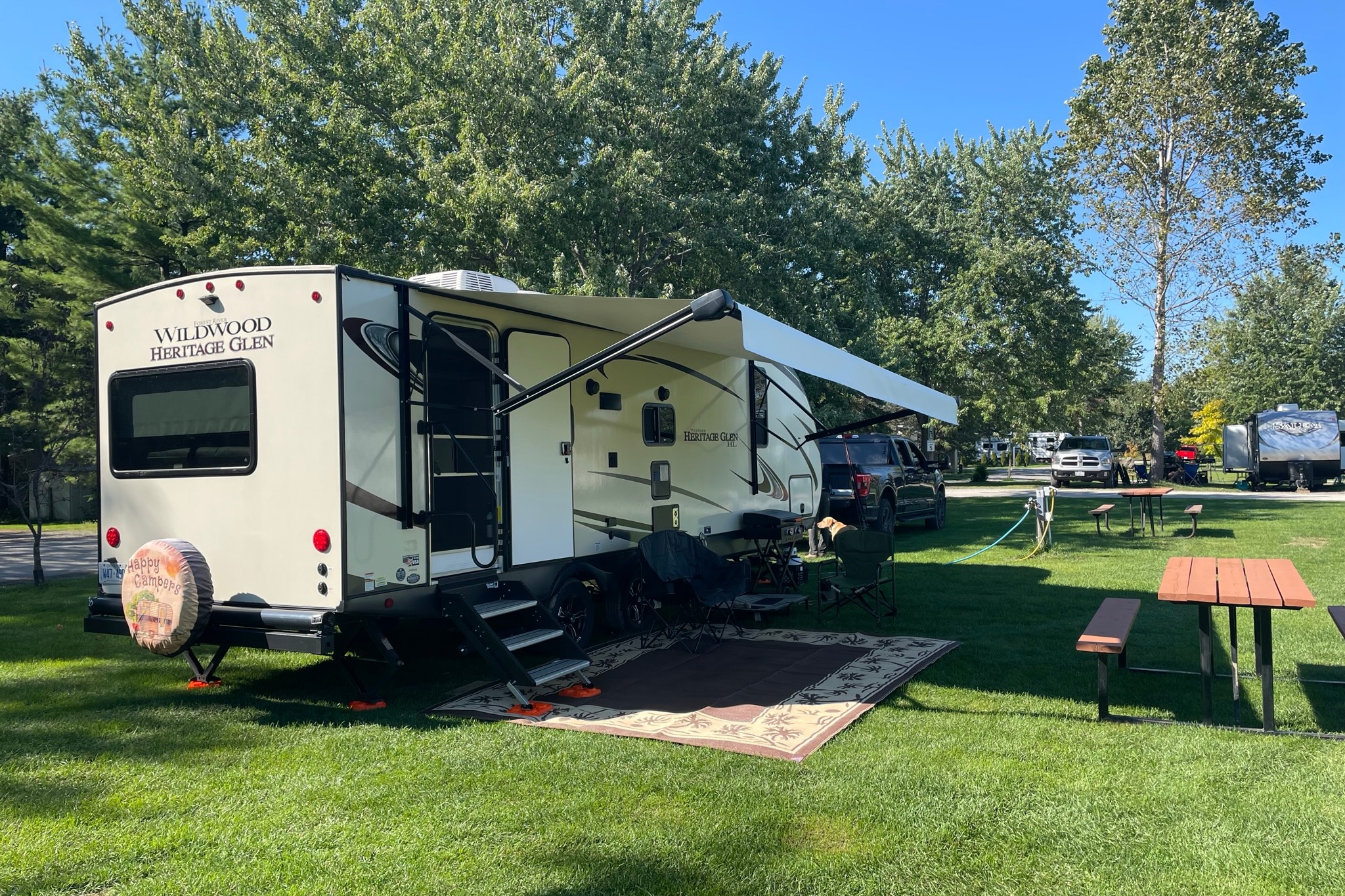 2021 Luxurious Couples Trailer