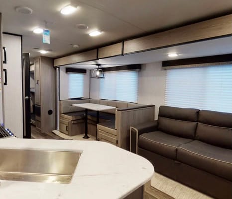 2021 Mallard M32 Travel Trailer