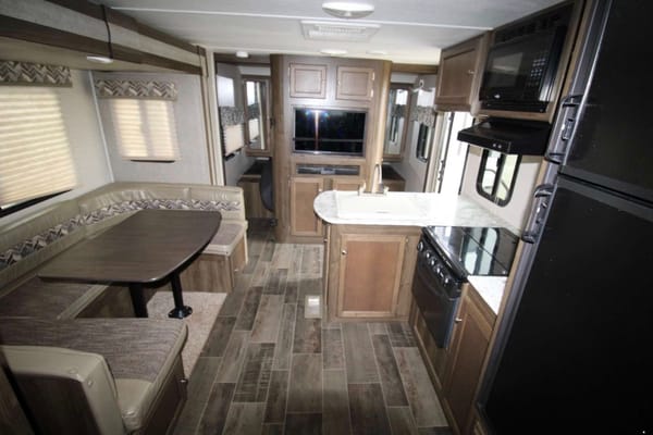2017 Keystone Bullet Ultra Lite Travel Trailer
