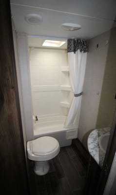 2017 Keystone Bullet Ultra Lite Travel Trailer