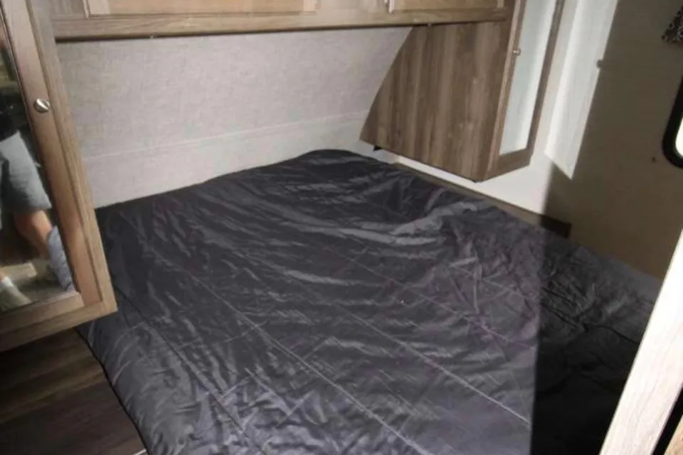 2017 Keystone Bullet Ultra Lite Travel Trailer