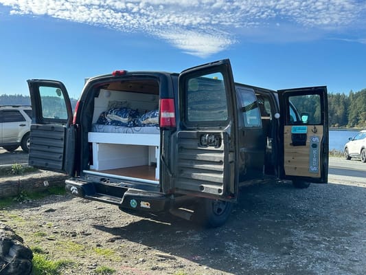 Daisys Adventure Van