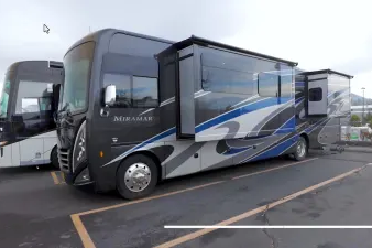 East FL: 2022 Thor-Master Suite, 2 Full Baths & Bunk Beds