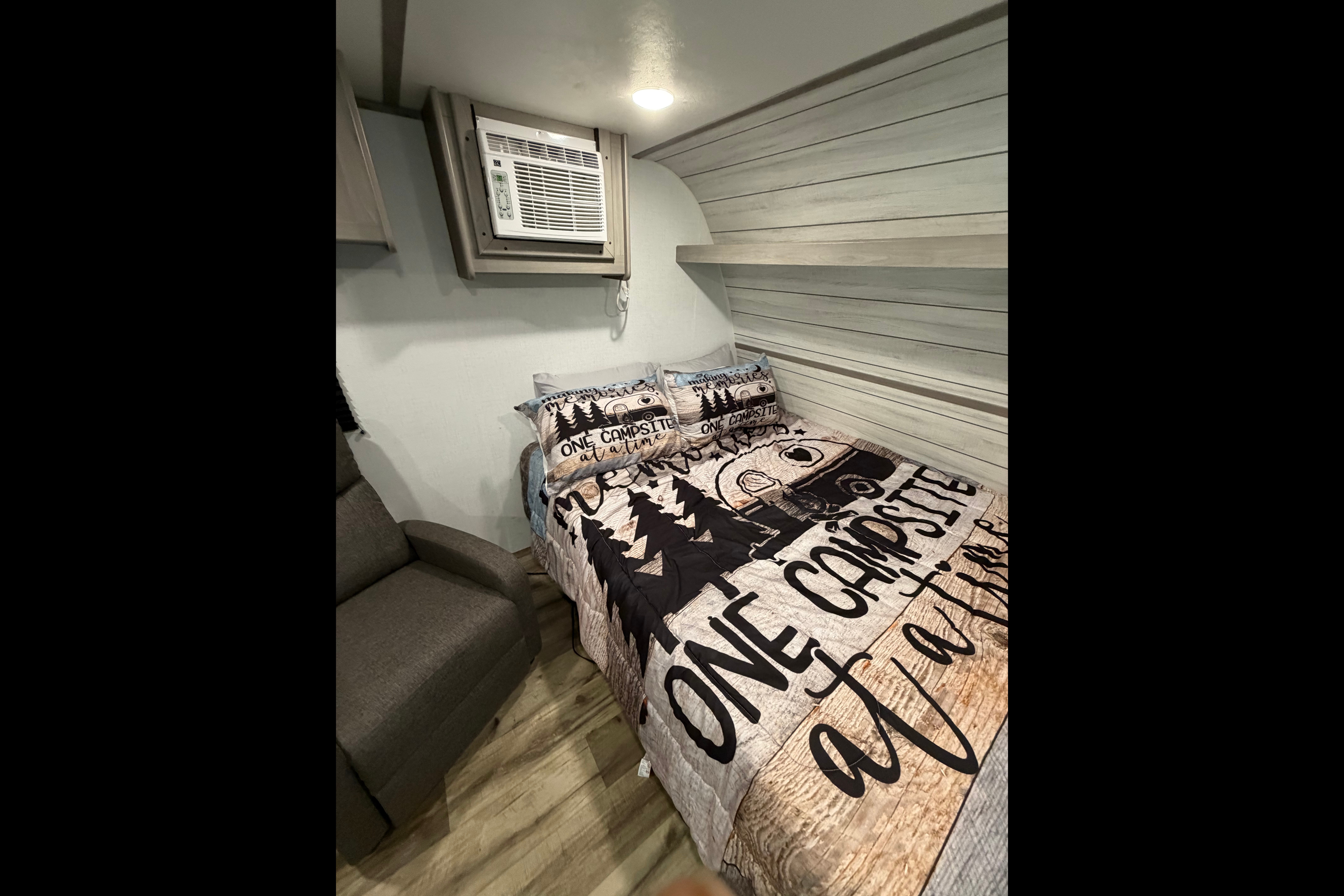 2024 Coleman Camper (Sleeps 4)