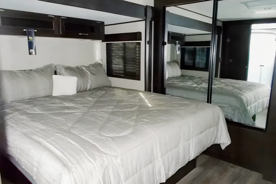 Clark’s Vacation - Jayco Jay Flight Travel Trailer