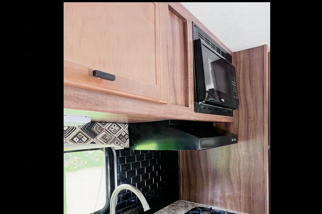 Jenny's Coachmen Clipper. 17 BH Travel Trailer