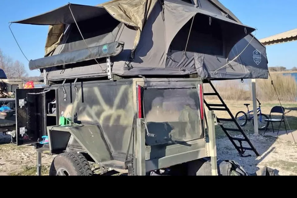 Michael's  Overlanding Tent Trailer