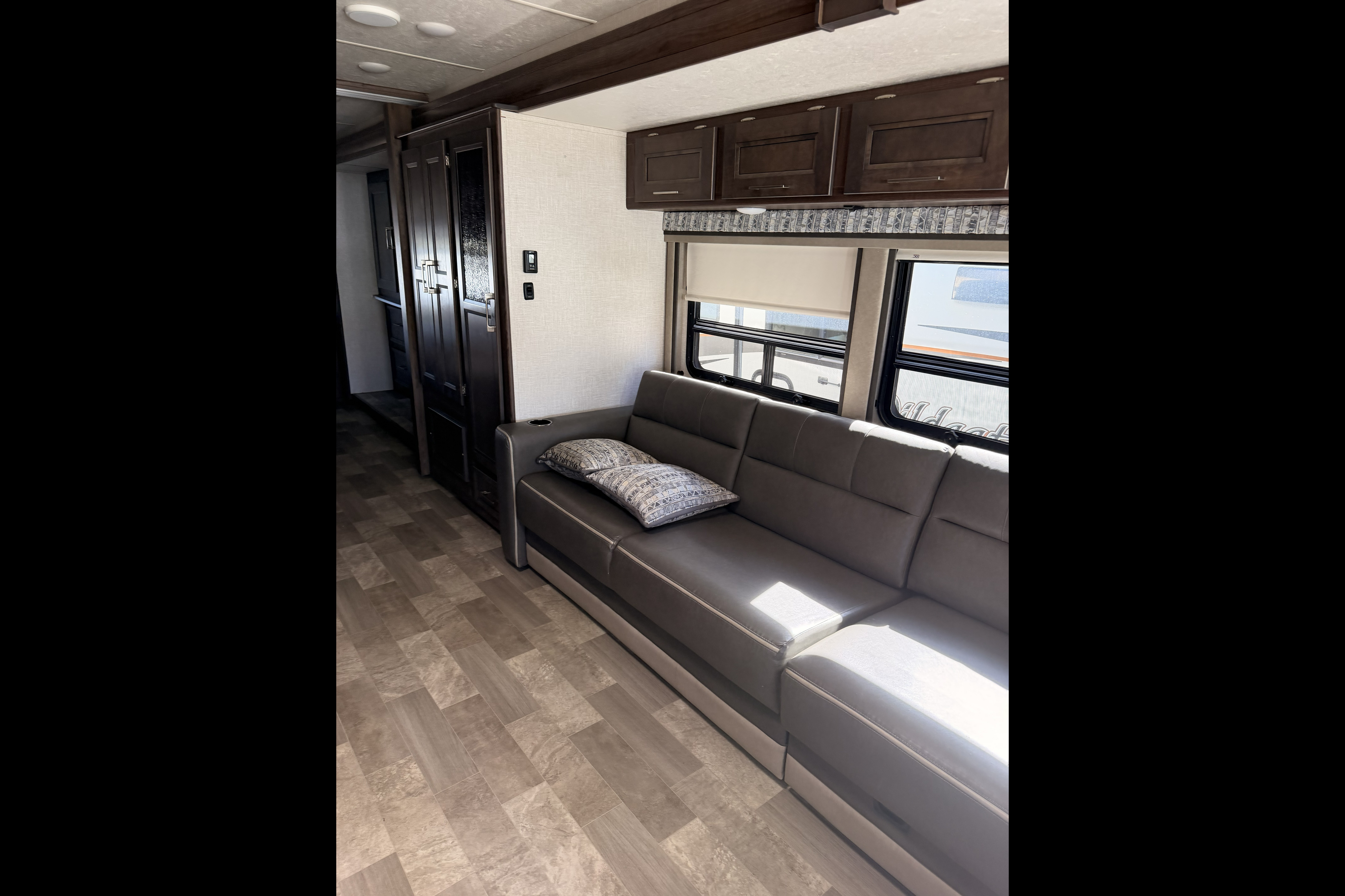 Fun Times - Coachmen Mirada 32SS Class A
