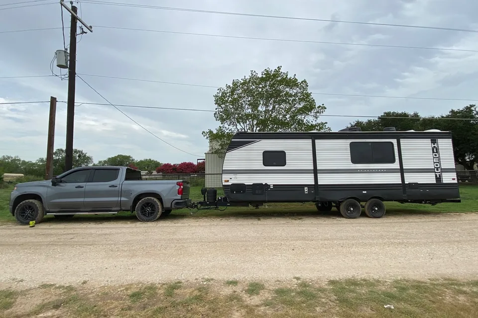 Scott's Keystone 25bhs Travel Trailer
