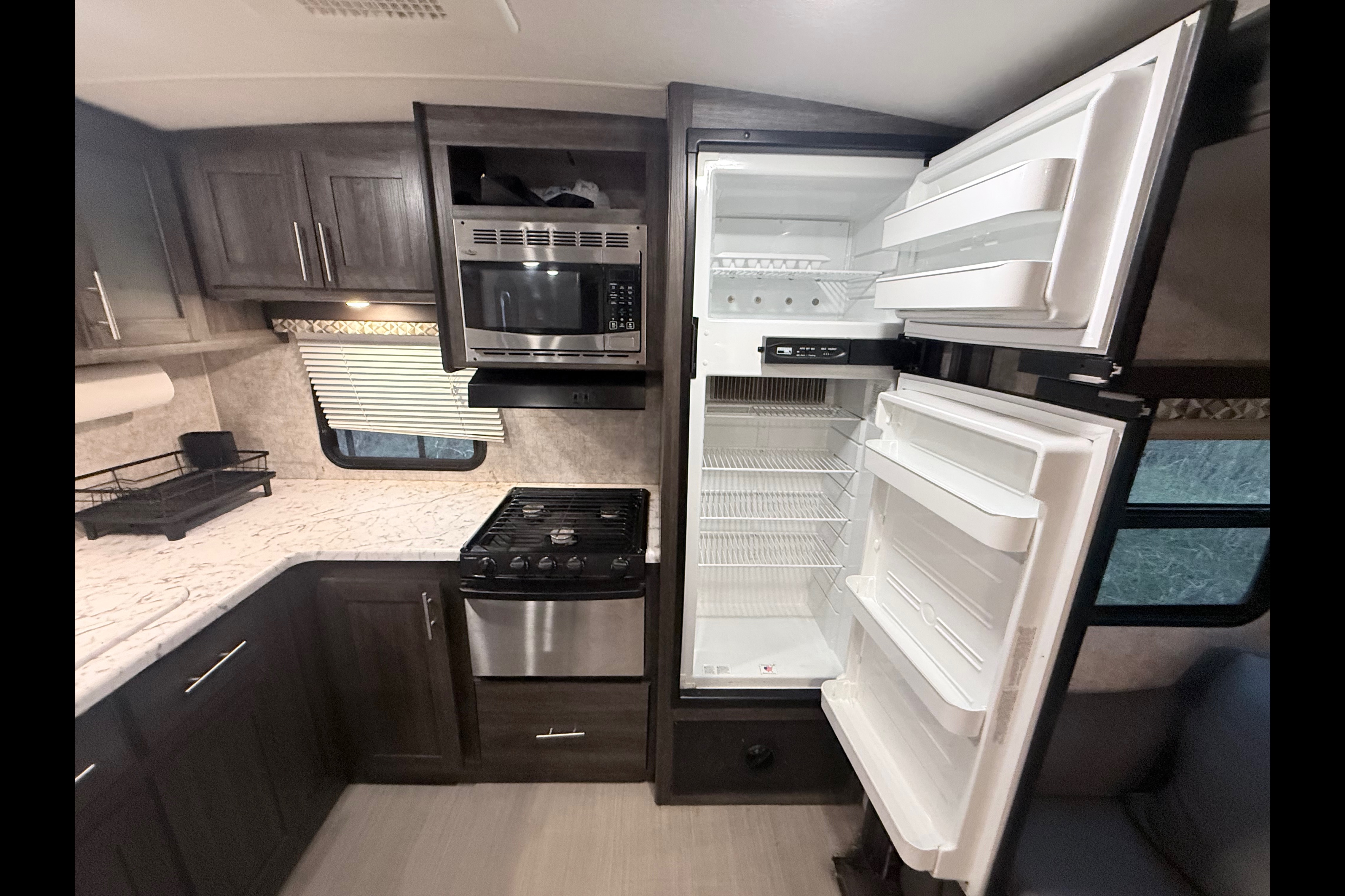 Barre's Highland Ridge RV Open range 2804rk Travel Trailer
