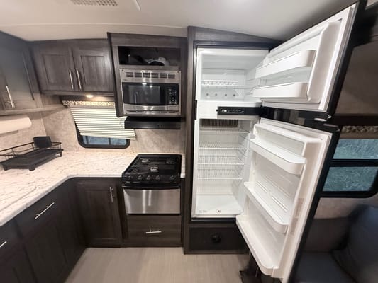 Barre's Highland Ridge RV Open range 2804rk Travel Trailer