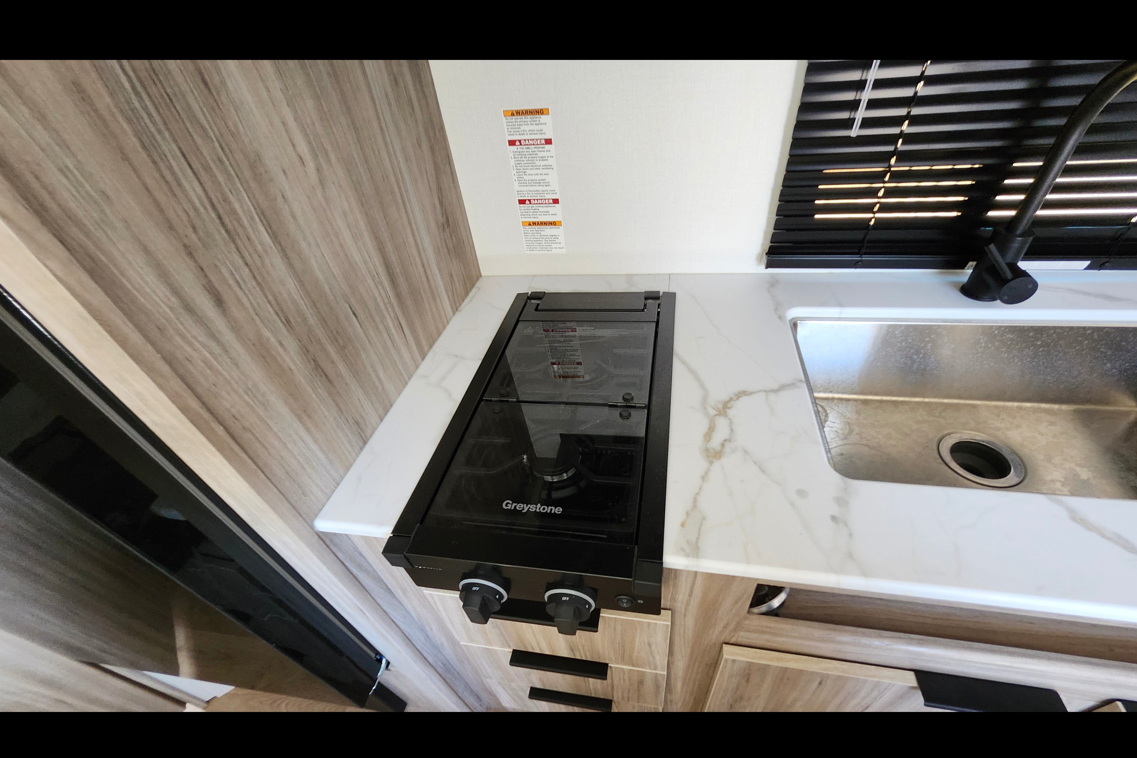Winnebago 18DBH Travel Trailer