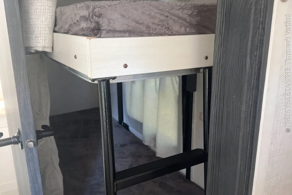Ingrid's Introvert Inn