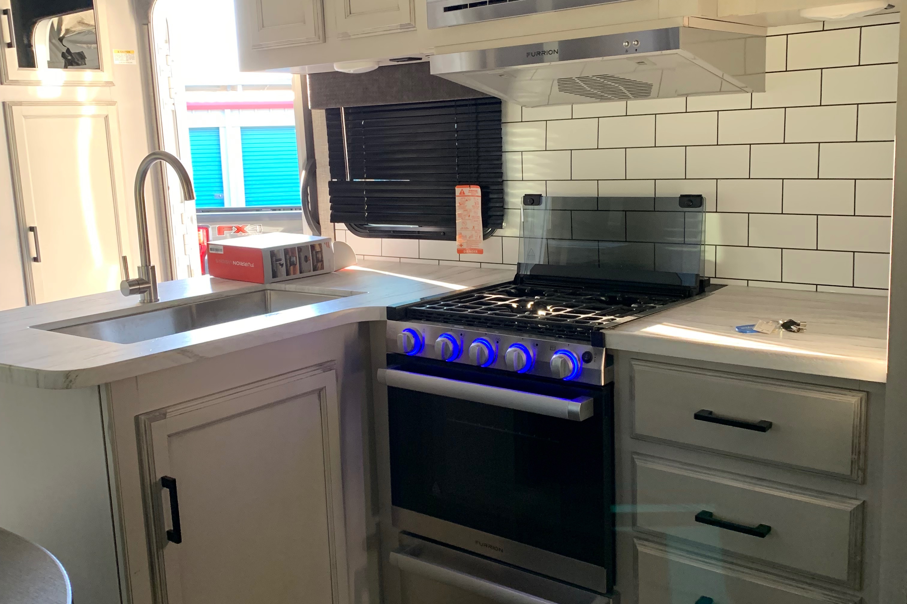 Glamping Jayco Fbok320 Travel Trailer